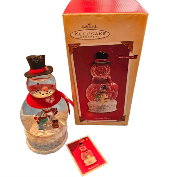 Frosty Fun 2004 Hallmark Keepsake in Original Box - Picture 1 of 9